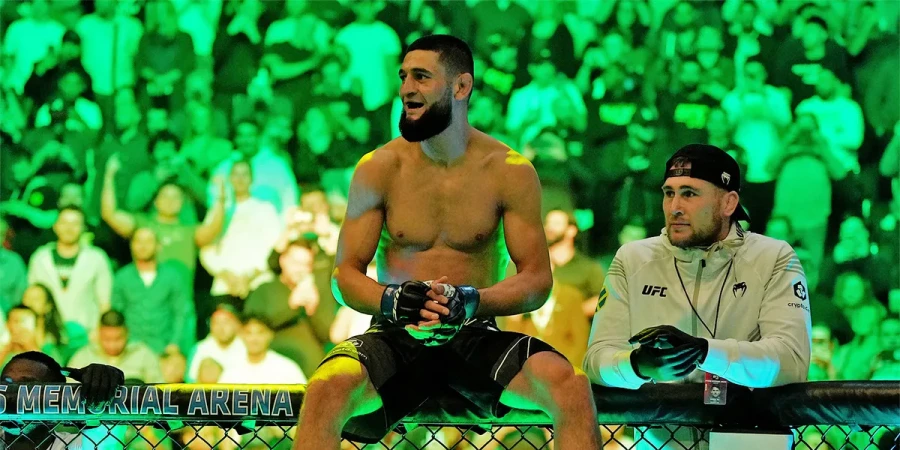 «Ты убегал от меня». Хамзат Чимаев уличил во лжи экс-чемпиона UFC