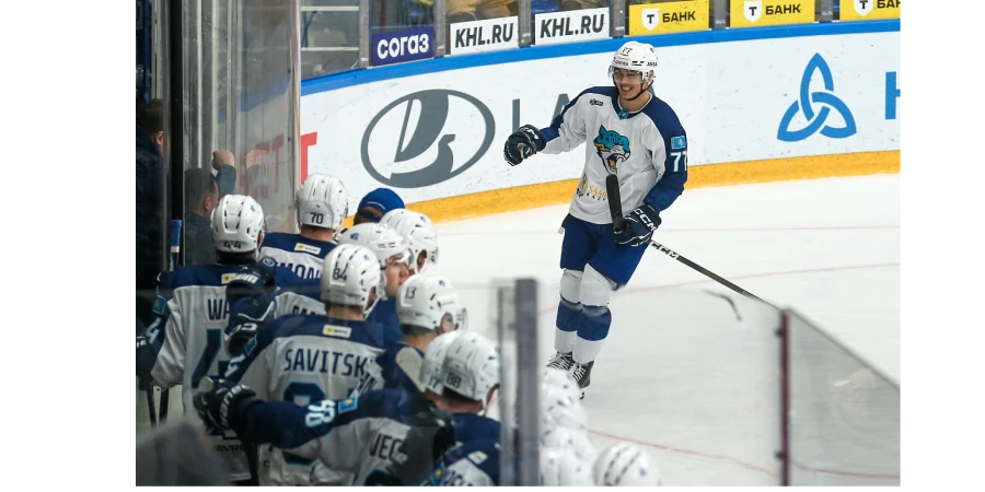 «Барыс» пытается выжить в Омске, но «Авангард» неумолим (видео)