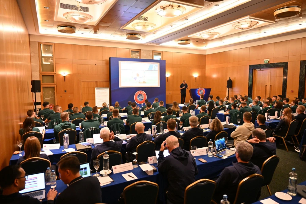 ҚФФ өкілдері төрешілік мәселелері туралы УЕФА семинарына қатысты