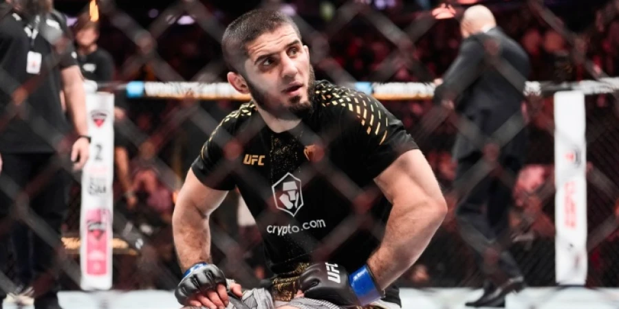 Что на самом деле происходит с следующим боем Махачева?