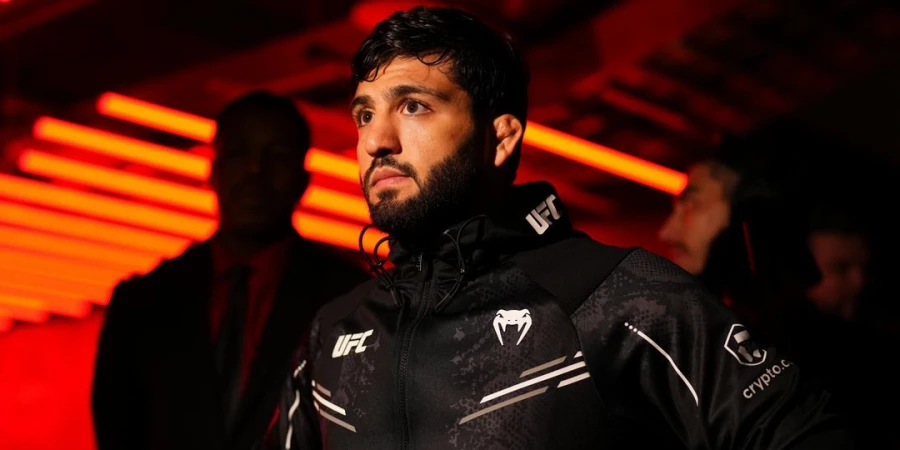 Экс-претендент на титульный бой в UFC "придумал" план осуществления "боя мечты"
