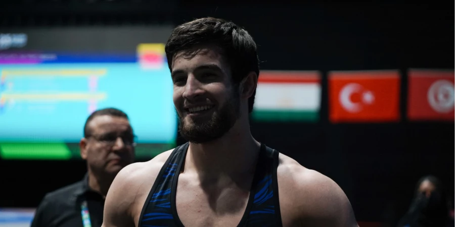 Исламиада-2025: Балуан Ислам Евлоев әлем чемпионына жол беріп, күміс жүлдегер атанды