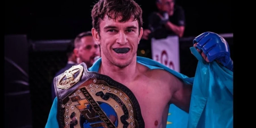 Қазақстандық файтер UFC-дегі жекпе-жегі алдында салмақ өлшеу рәсімінен өтті