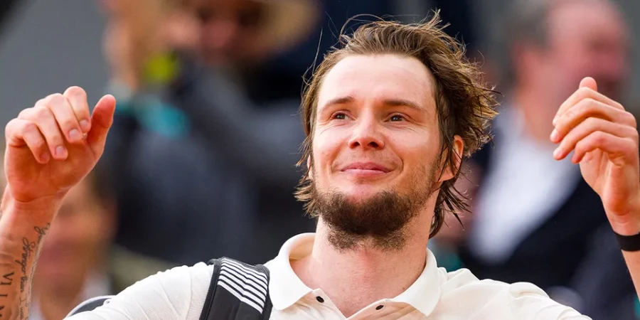 Александр Бублик признал, что подает плохой пример сыну