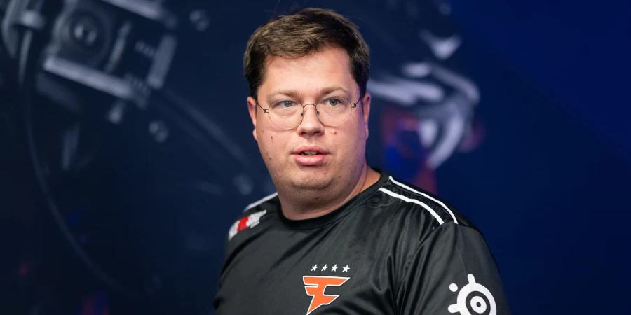 Капитан FaZe высказался о подписании полноценного контракта с s1mple