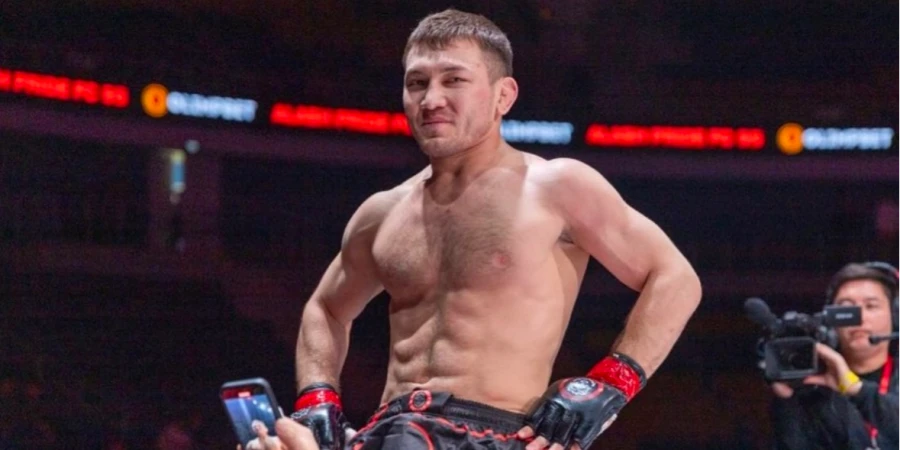 Қазақстандық файтер шетелдік лигада жекпе-жек өткізеді