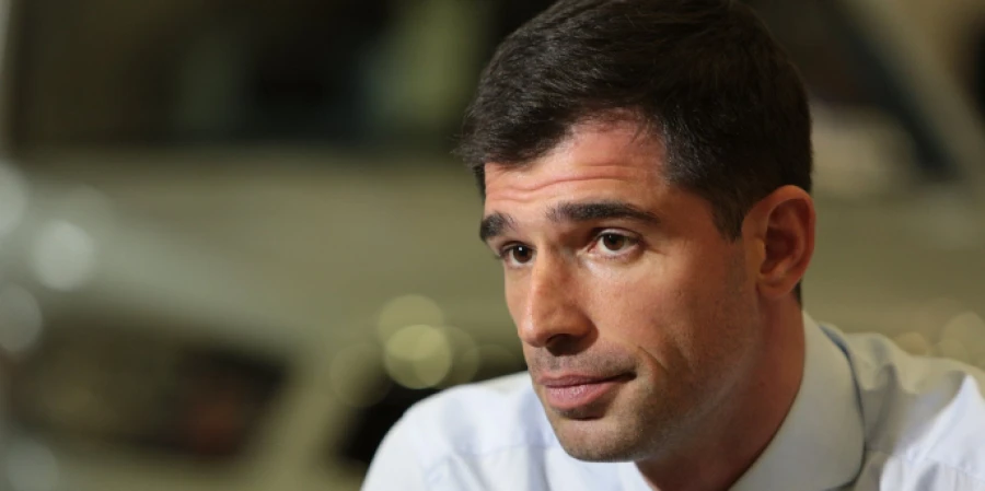 Известный бизнесмен нацелился на хоккейный клуб