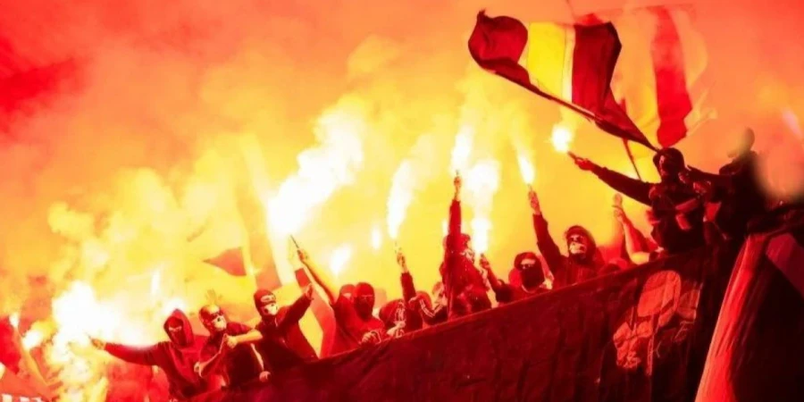 В отношении европейского клуба введены серьезные санкции из-за обезбашенных хулиганов