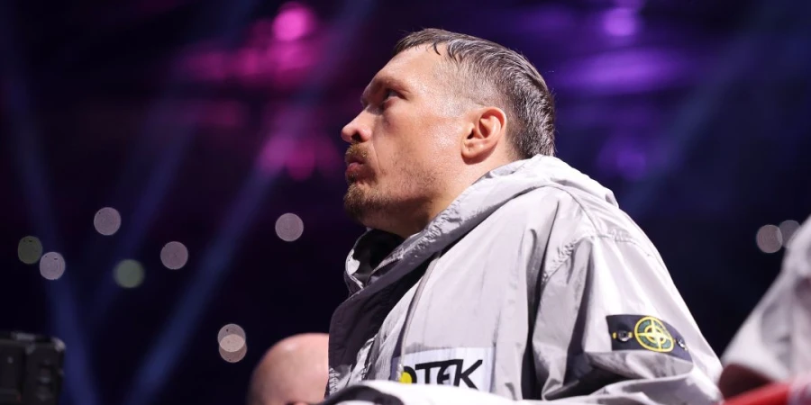 Определена дата поединка непобедимого Усика с бывшим чемпионом мира