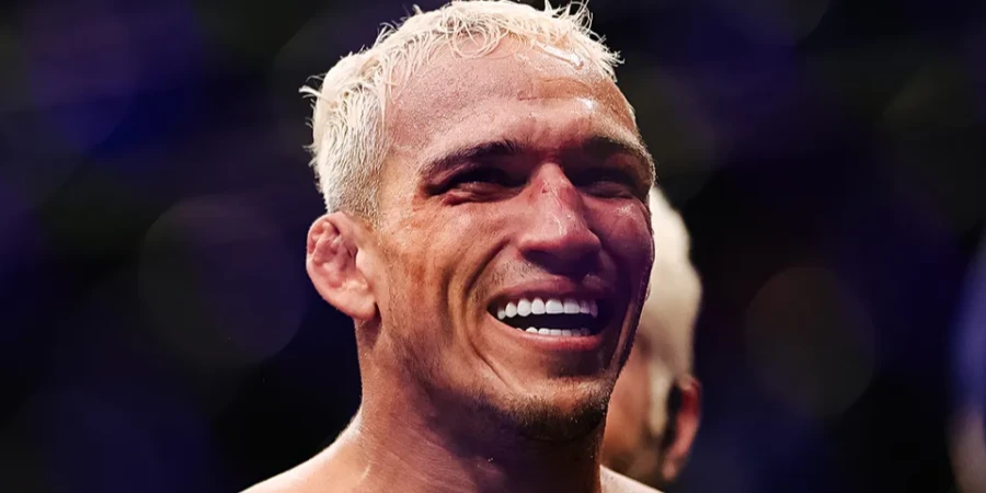 Бывший чемпион UFC подписал новый контракт с промоушеном