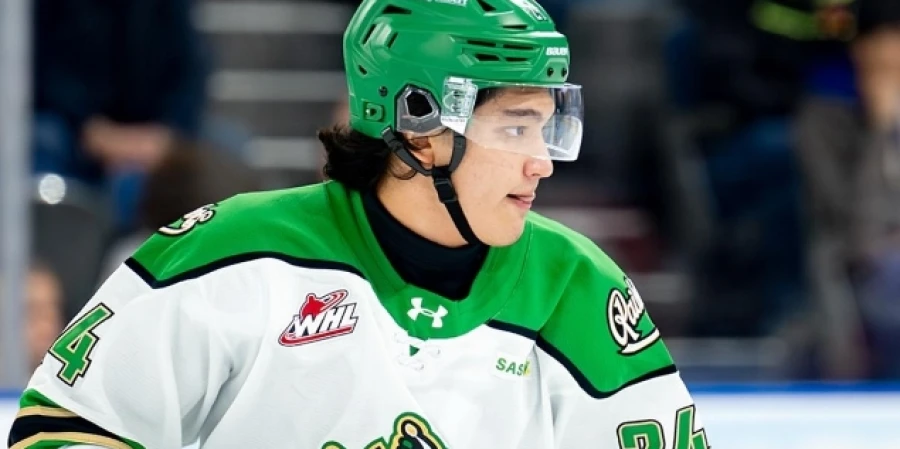 Казахстанский хоккеист может быть выбран на драфте НХЛ