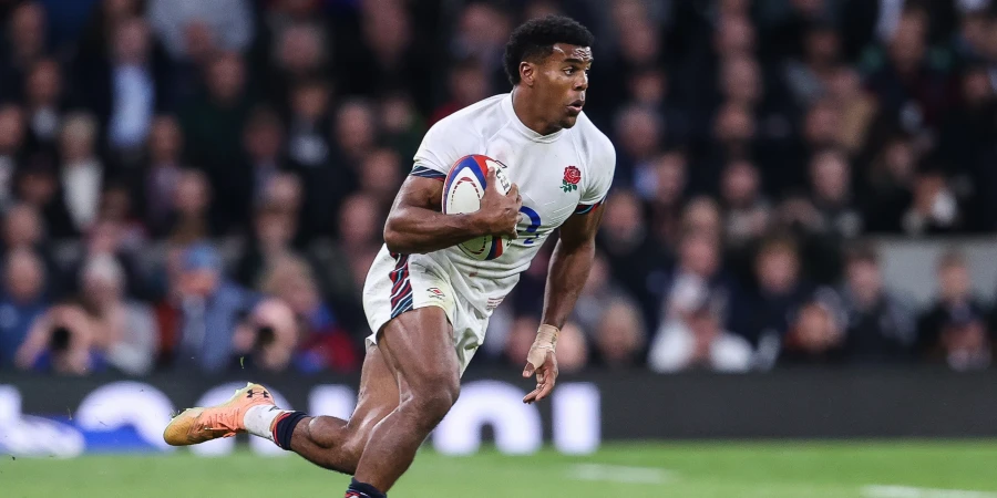 В регби разгорается скандал из-за измены родине