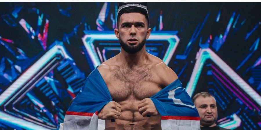 OCTAGON 80 турниріндегі екі медиа жауынгердің жекпе-жегі екінші раундта мерзімінен бұрын аяқталды