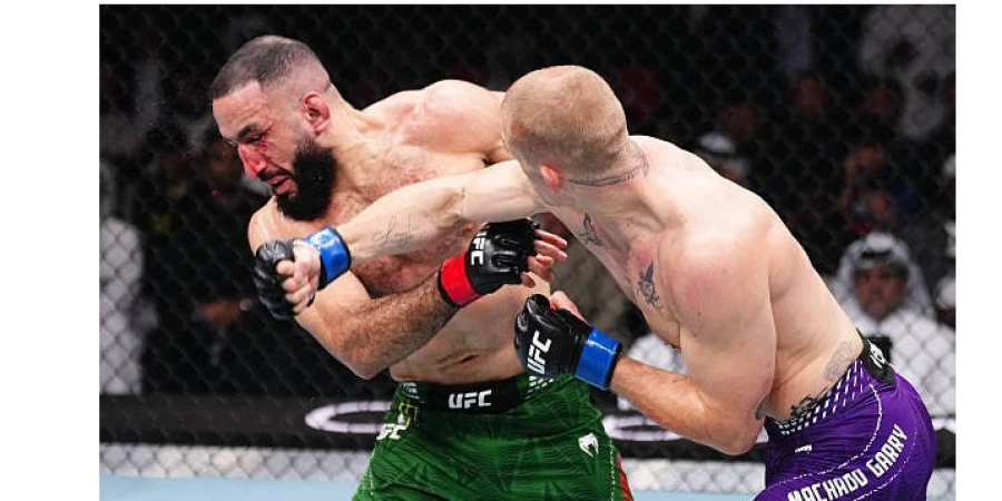 Видео полного боя Белал Мухаммад — Йен Мачадо Гэрри со скандальным исходом в UFC