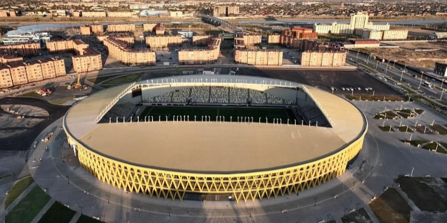 Почему стадионы строят не по уму?