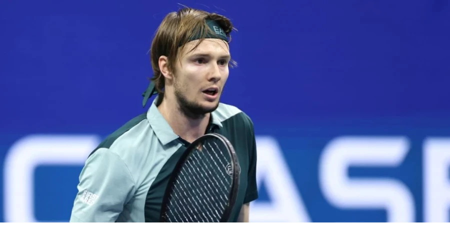 Александр Бублик ATP Қорытынды турнирінде жолдама алуға үміткерлердің алғашқы бестігіне кірді