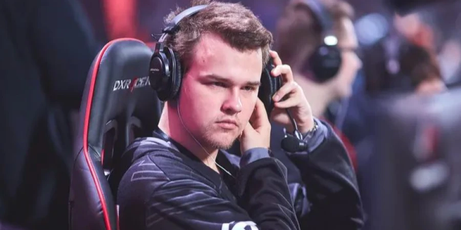 Немецкий киберспортсмен объяснил, как выигрывать линии в Dota 2