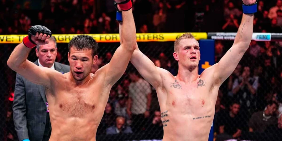 Иэн Гэрри заявил об отказе Махачева от поединка на майском турнире UFC