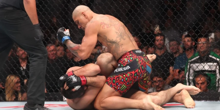 Перейра удивил формой перед боем с Ганом в Белом доме