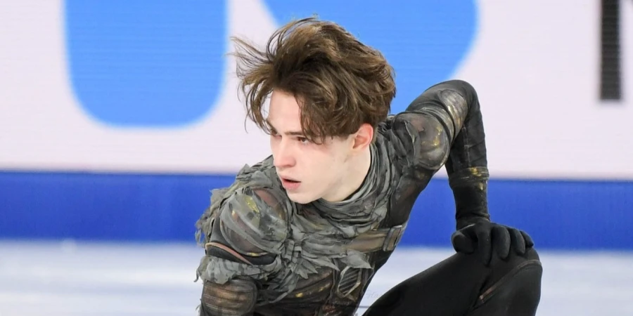 Димаш Кудайбергенов подарил Михаилу Шайдорову шикарный автомобиль. Фото