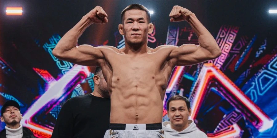 Иманғали Астанадағы турнирде «Қазақ Сехудосын» жеңген жауынгерді таза жеңді