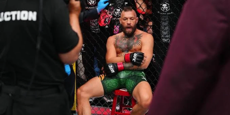Раскрыты детали травмы Макгрегора перед UFC 329