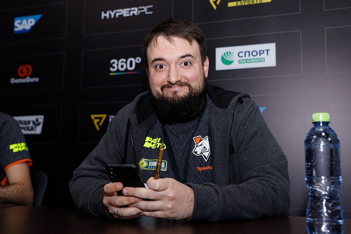 9pasha: «Меня так Mag в NAVI засунул — напоил вусмерть на афтепати»