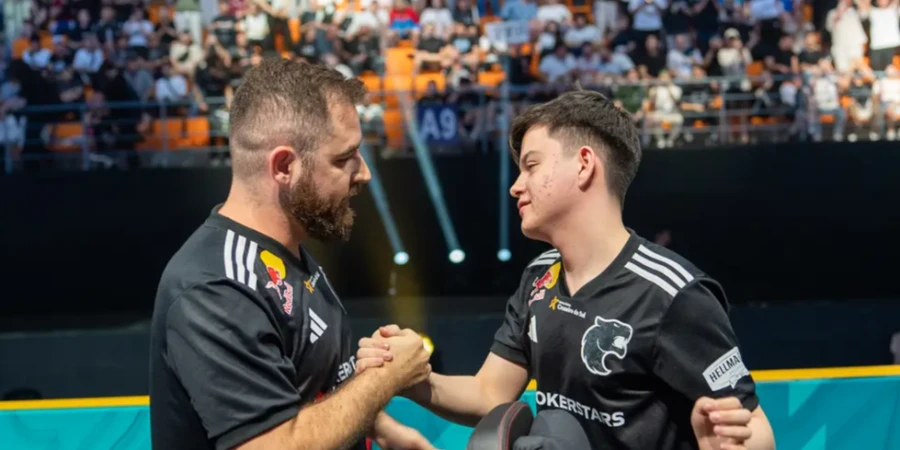 molodoy пообещал помочь FalleN выиграть турниры