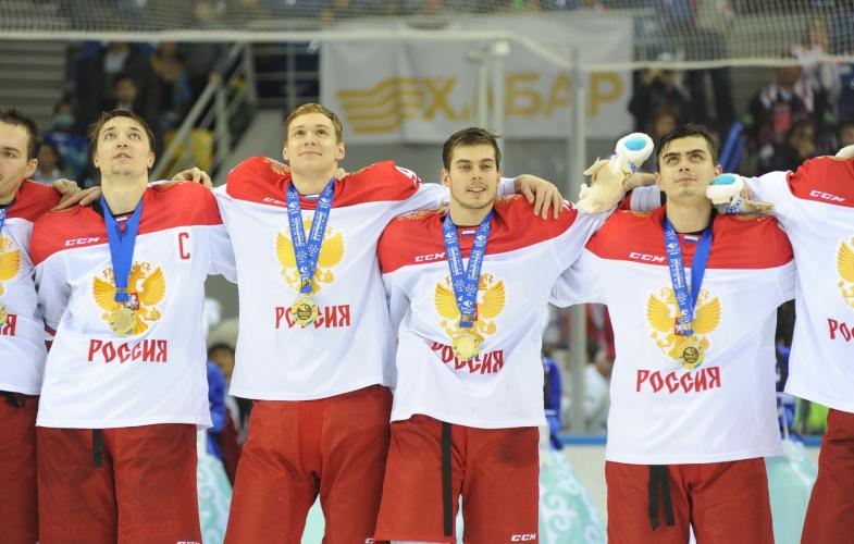 Ресейлік делегат әдепсіз ишарасын кімге көрсетті