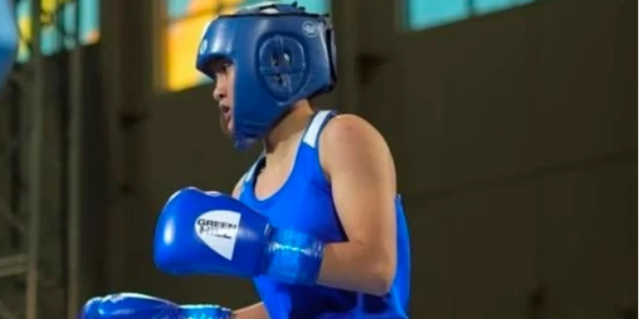 Қазақстандық боксшы Таиландтағы турнирдің 1/16 финалына шықты