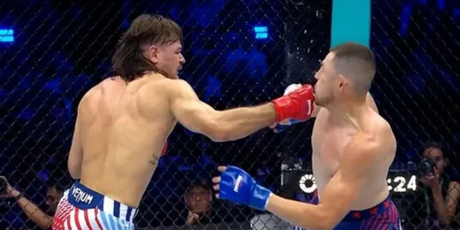 Бразильский нокаутер Лопес одержал победу в первом бою UFC в Белом доме