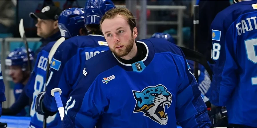 Вратарь «Барыса» совершил лучший сэйв недели в КХЛ. Видео