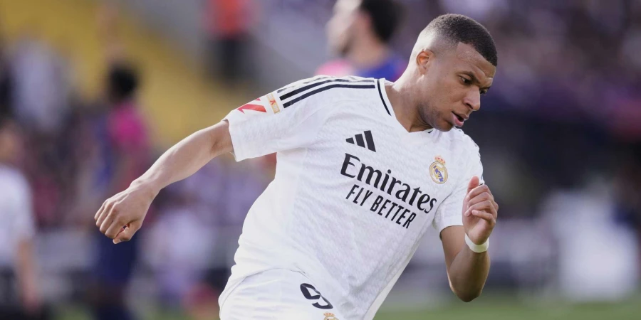 Мбаппе отреагировал на хет-трик 21-летнего вундеркинда в матче «Реал» — «Бетис»