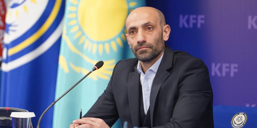 Али Алиев покинул пост главного тренера сборной Казахстана