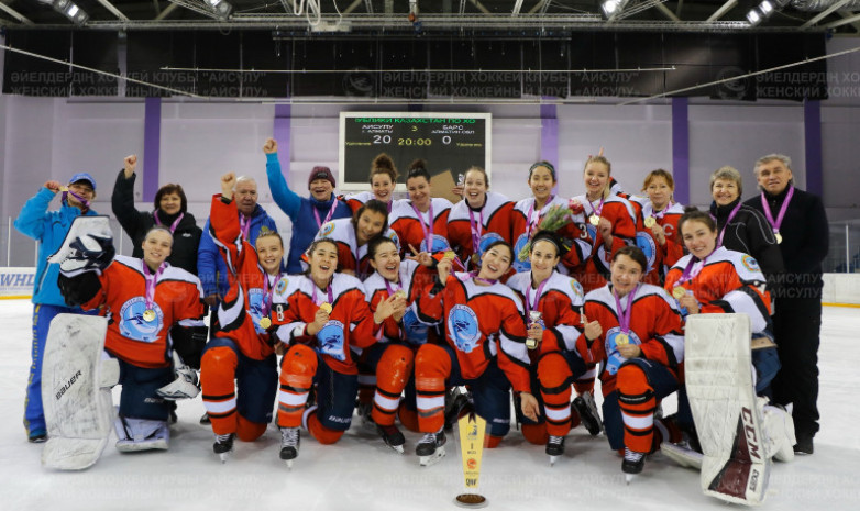 ВИДЕО. Чемпионки Казахстана по хоккею выпустили новую подборку домашних тренировок