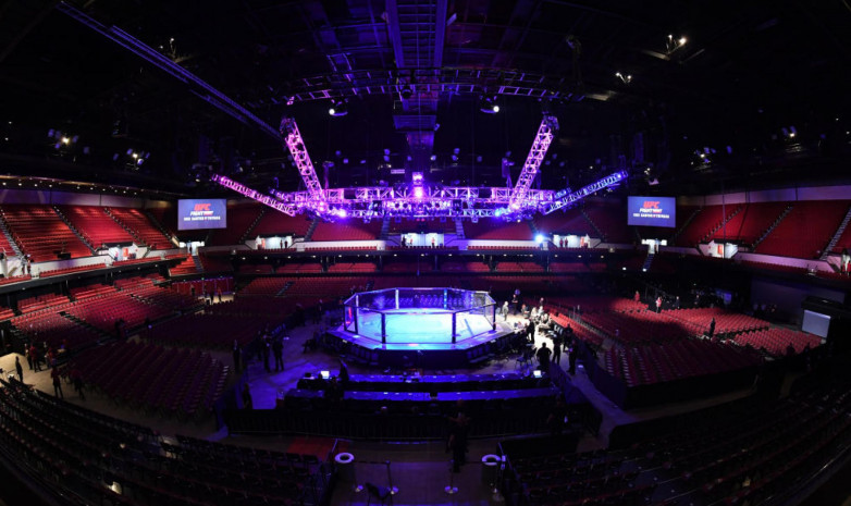 Бойцы UFC недовольны суммой компенсации за отмененный турнир в Лондоне