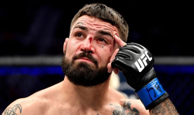 UFC спортшысы: Бұрышта құрбым тұрады, жаттықтырушының қажеті жоқ