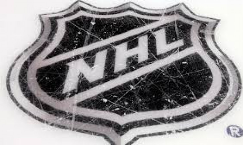 «Неизвестного по-прежнему много». Комиссар НХЛ – о возобновлении сезона 
