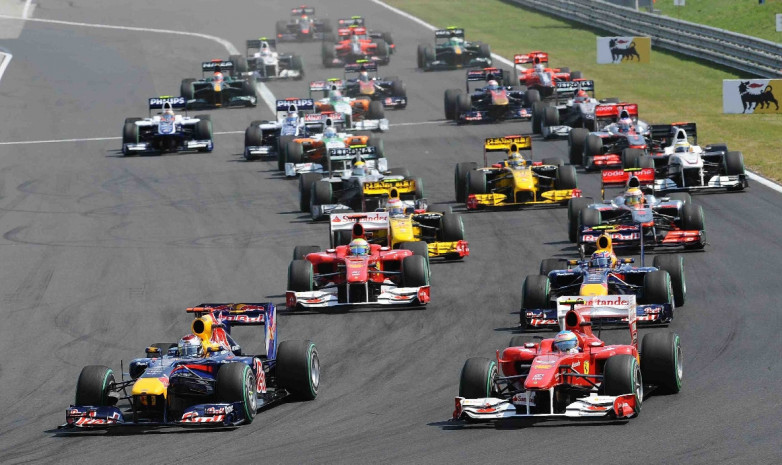 В виртуальном чемпионате «Формулы-1» пройдут еще минимум четыре Гран-при 