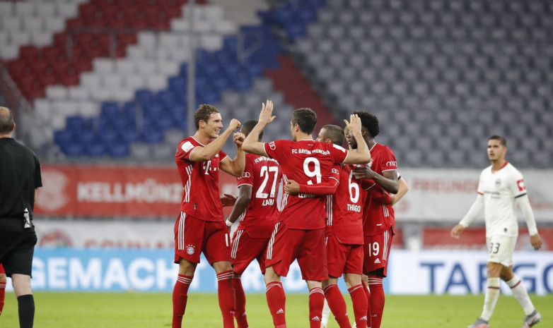 «Бавария» обыграла «Айнтрахт» и вышла в финал Кубка Германии