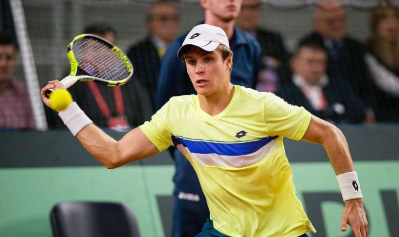Казахстанский теннисист Дмитрий Попко успешно выступает на выставочном турнире в США