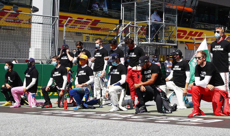 Шесть гонщиков не встали на колено в поддержку движения Black Lives Matter перед Гран-при Австрии