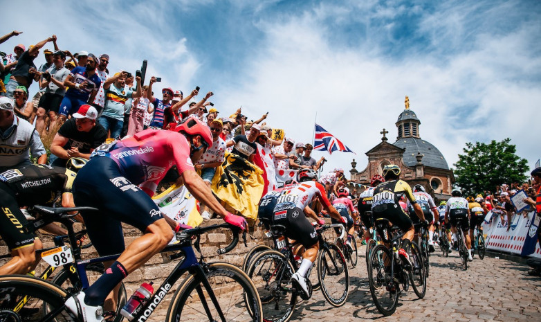 Организаторы «Тур де Франс» хотят перенести стартовые этапы из Дании