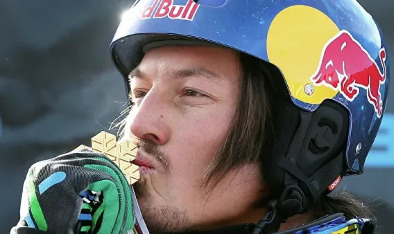 Двукратный чемпион мира в сноуборд-кроссе утонул у берегов Австралии