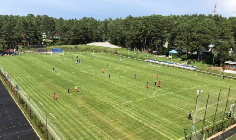 «Енисей» Кичина сыграл товарищеский матч с «Новосибирском»