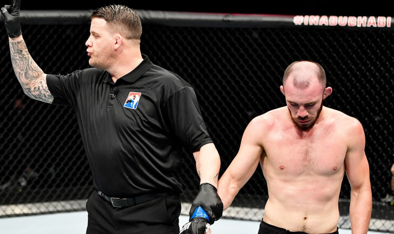 UFC аннулировал контракт с бойцом из-за нацистской татуировки
