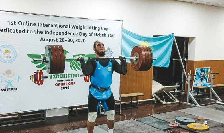 Казахстанский тяжелоатлет занял 6 место на Кубке Узбекистана