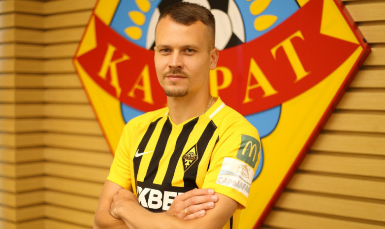 «Кайрат» подписал контракт с защитником сборной Беларуси. Скоро он будет включен в заявку клуба