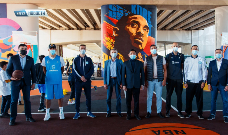 В Нур-Султане открылась новая баскетбольная уличная площадка