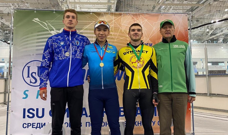 Казахстанец занял первое место на Открытом Кубке по конькобежному спорту